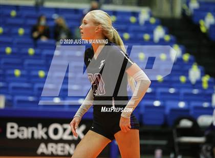 Thumbnail 2 in Fayetteville vs. Southside (AAA 6A State Final) photogallery.