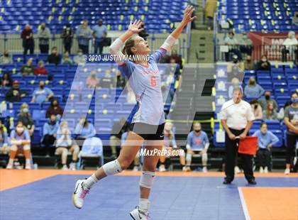 Thumbnail 3 in Fayetteville vs. Southside (AAA 6A State Final) photogallery.