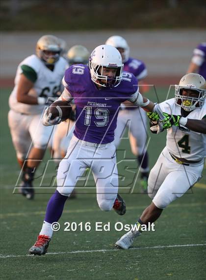 Thumbnail 3 in Moreau Catholic @ Piedmont photogallery.