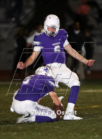 Thumbnail 3 in Moreau Catholic @ Piedmont photogallery.