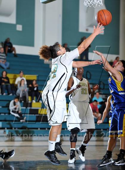 Thumbnail 2 in Brawley @ Olympian photogallery.