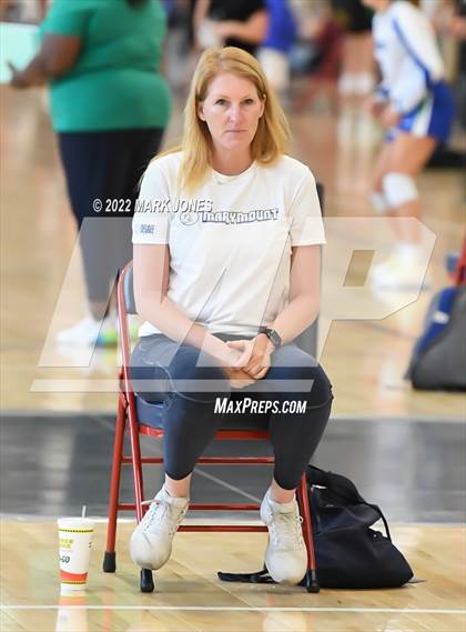 Thumbnail 1 in Bishop's vs. Marymount (Nike TOC Southwest) photogallery.
