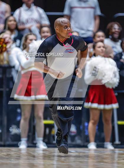 Thumbnail 3 in Lumpkin County vs. Hebron Christian Academy (GHSA 3A Championship) photogallery.