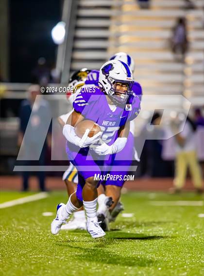 Thumbnail 1 in Carrollton vs Parker photogallery.