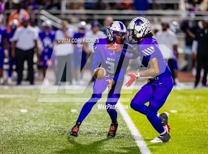 Thumbnail 2 in Carrollton vs Parker photogallery.
