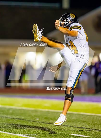 Thumbnail 2 in Carrollton vs Parker photogallery.