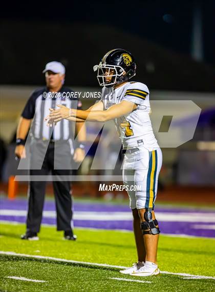 Thumbnail 2 in Carrollton vs Parker photogallery.