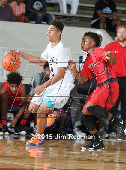 Thumbnail 1 in College Park vs. Westfield (McDonald's Texas Invitational) photogallery.