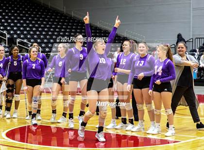 Thumbnail 3 in Wink vs. Thrall (UIL Volleyball 2A Semi-Finals)  photogallery.