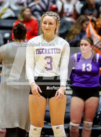 Thumbnail 2 in Wink vs. Thrall (UIL Volleyball 2A Semi-Finals)  photogallery.