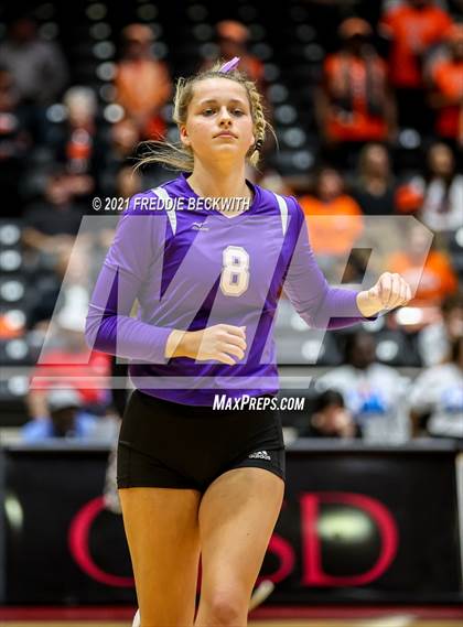 Thumbnail 1 in Wink vs. Thrall (UIL Volleyball 2A Semi-Finals)  photogallery.