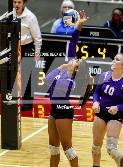 Thumbnail 1 in Wink vs. Thrall (UIL Volleyball 2A Semi-Finals)  photogallery.