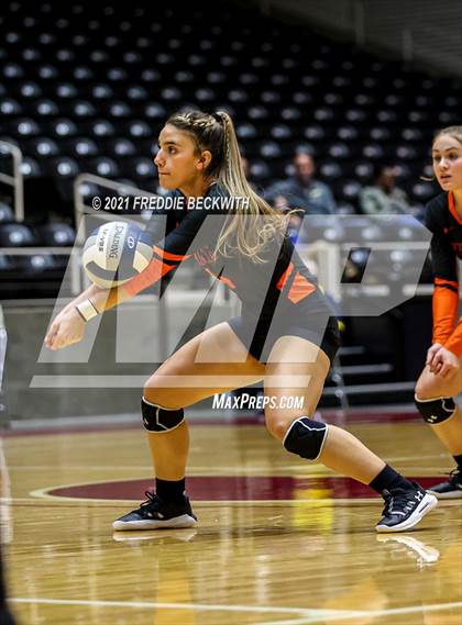 Thumbnail 2 in Wink vs. Thrall (UIL Volleyball 2A Semi-Finals)  photogallery.