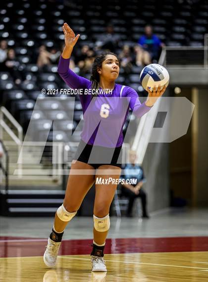 Thumbnail 1 in Wink vs. Thrall (UIL Volleyball 2A Semi-Finals)  photogallery.