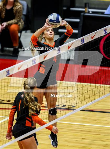 Thumbnail 2 in Wink vs. Thrall (UIL Volleyball 2A Semi-Finals)  photogallery.