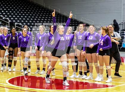 Thumbnail 2 in Wink vs. Thrall (UIL Volleyball 2A Semi-Finals)  photogallery.