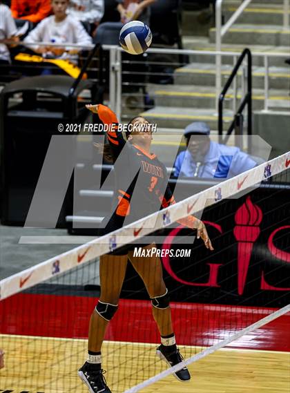 Thumbnail 3 in Wink vs. Thrall (UIL Volleyball 2A Semi-Finals)  photogallery.