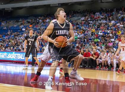 Thumbnail 3 in Muenster vs. Canadian (UIL 2A Final) photogallery.