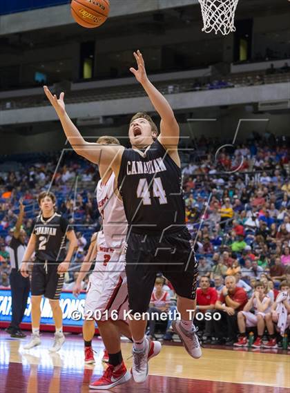 Thumbnail 1 in Muenster vs. Canadian (UIL 2A Final) photogallery.