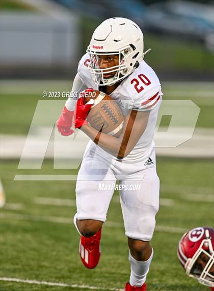 Thumbnail 3 in Veterans @ Warner Robins (Scrimmage) photogallery.