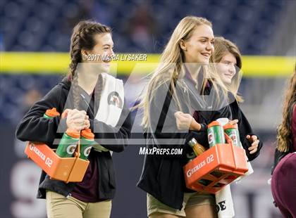 Thumbnail 3 in Cy-Fair vs. Westlake (UIL 6a DII State Semi Final Playoffs) photogallery.