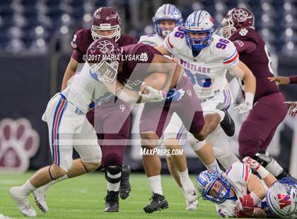 Thumbnail 2 in Cy-Fair vs. Westlake (UIL 6a DII State Semi Final Playoffs) photogallery.
