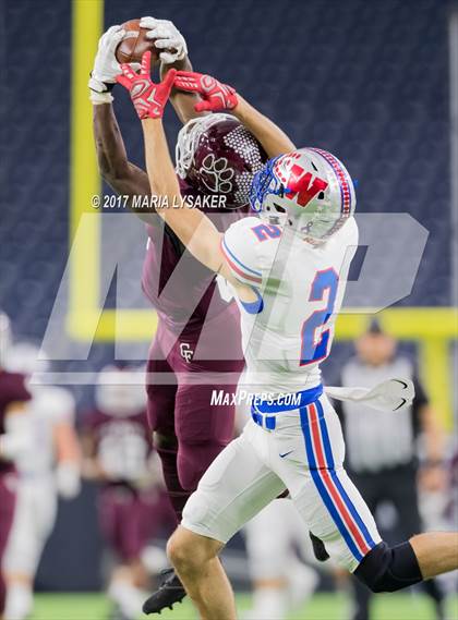 Thumbnail 1 in Cy-Fair vs. Westlake (UIL 6a DII State Semi Final Playoffs) photogallery.