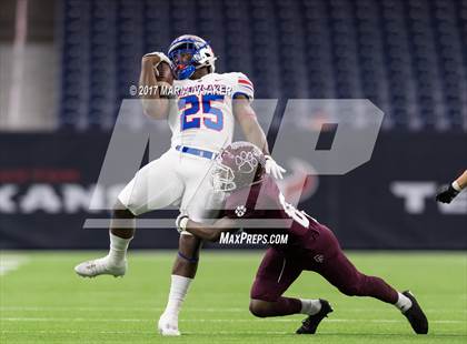 Thumbnail 1 in Cy-Fair vs. Westlake (UIL 6a DII State Semi Final Playoffs) photogallery.