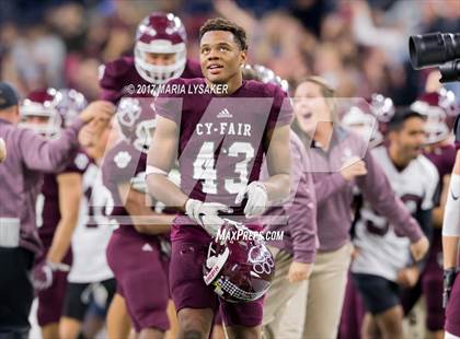 Thumbnail 2 in Cy-Fair vs. Westlake (UIL 6a DII State Semi Final Playoffs) photogallery.