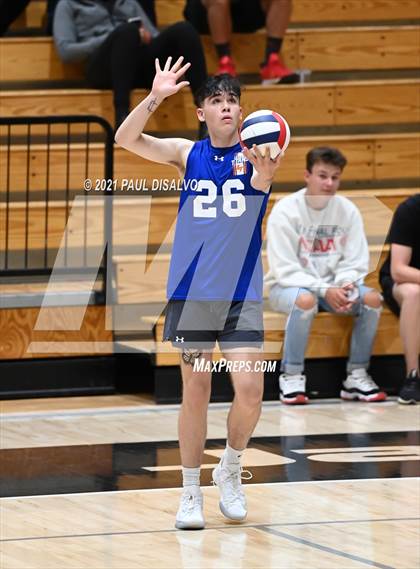 Thumbnail 1 in Douglas County vs. Legend (CHSAA 5A State Final) photogallery.