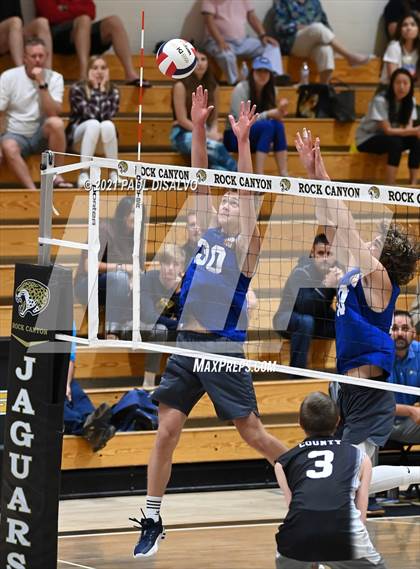 Thumbnail 1 in Douglas County vs. Legend (CHSAA 5A State Final) photogallery.