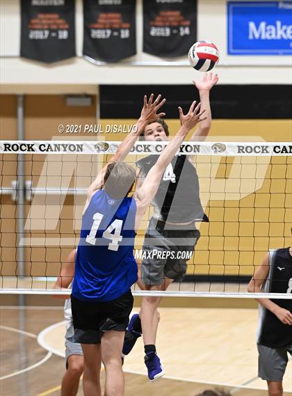 Thumbnail 2 in Douglas County vs. Legend (CHSAA 5A State Final) photogallery.