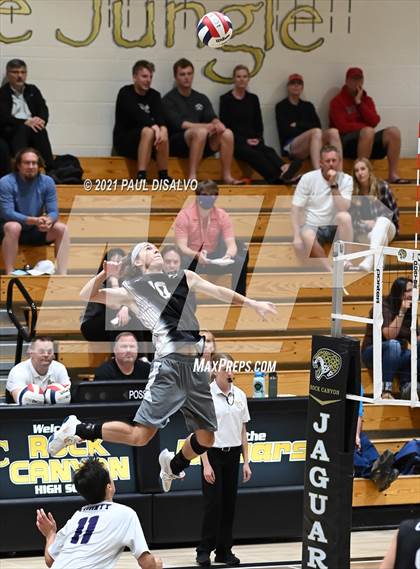 Thumbnail 2 in Douglas County vs. Legend (CHSAA 5A State Final) photogallery.
