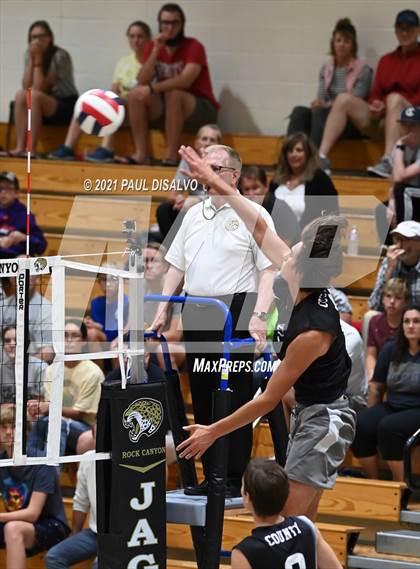 Thumbnail 2 in Douglas County vs. Legend (CHSAA 5A State Final) photogallery.