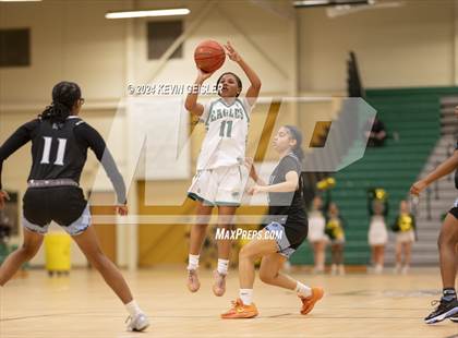 Thumbnail 1 in Nicolet @ Racine Case photogallery.