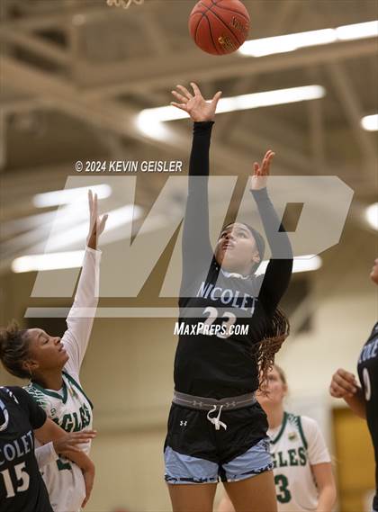 Thumbnail 1 in Nicolet @ Racine Case photogallery.