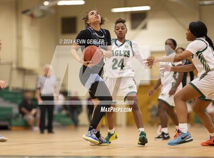 Thumbnail 1 in Nicolet @ Racine Case photogallery.