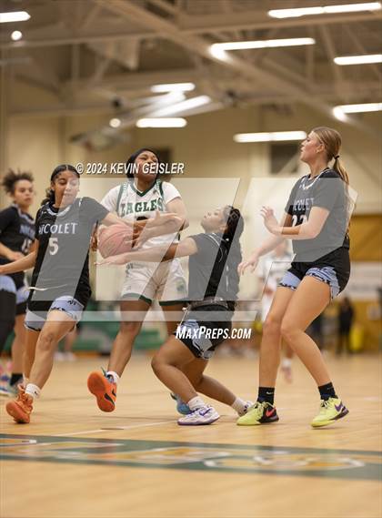 Thumbnail 2 in Nicolet @ Racine Case photogallery.
