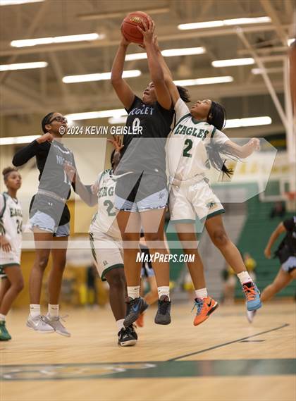 Thumbnail 3 in Nicolet @ Racine Case photogallery.