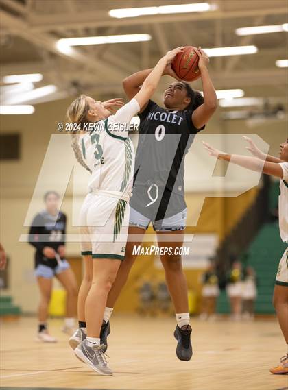 Thumbnail 2 in Nicolet @ Racine Case photogallery.