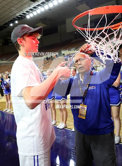 Thumbnail 1 in Valley Christian (AIA 3A Final - Awards) photogallery.