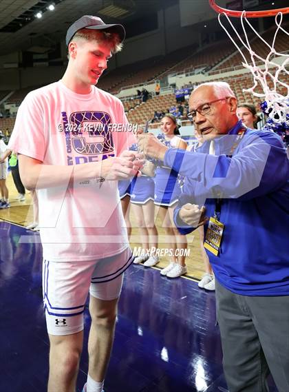 Thumbnail 2 in Valley Christian (AIA 3A Final - Awards) photogallery.