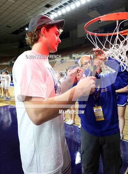 Thumbnail 1 in Valley Christian (AIA 3A Final - Awards) photogallery.