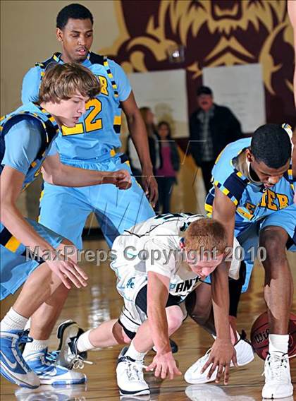 Thumbnail 2 in North Valleys vs. Center (Whitney Winter Classic) photogallery.