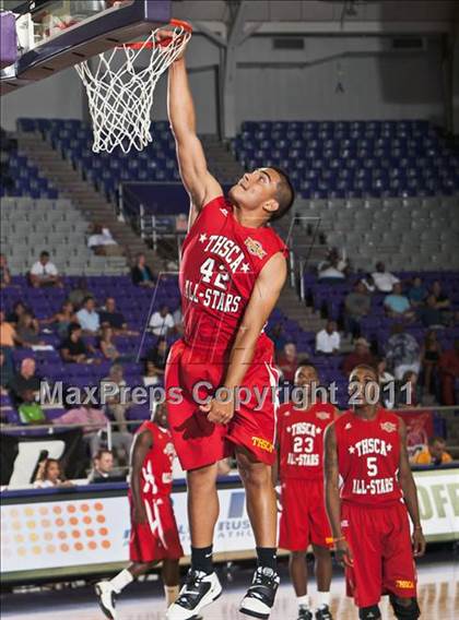 Thumbnail 3 in THSCA All-Star Basketball Game (North vs. South) photogallery.