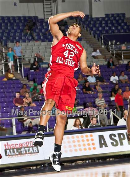Thumbnail 3 in THSCA All-Star Basketball Game (North vs. South) photogallery.