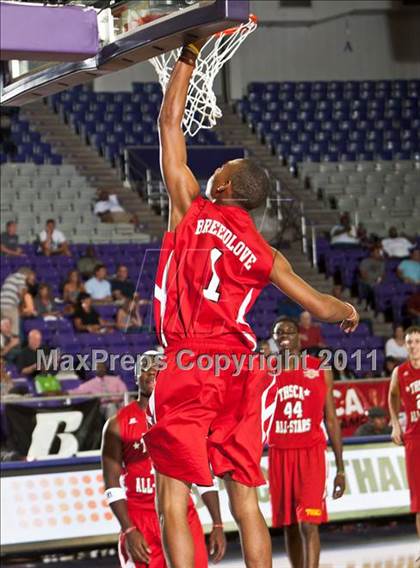 Thumbnail 1 in THSCA All-Star Basketball Game (North vs. South) photogallery.