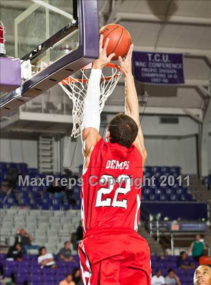 Thumbnail 2 in THSCA All-Star Basketball Game (North vs. South) photogallery.