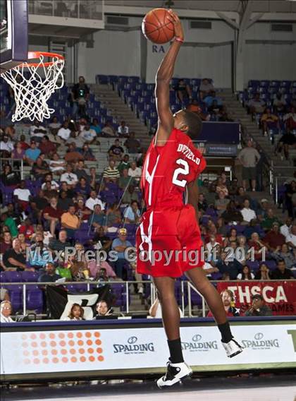Thumbnail 2 in THSCA All-Star Basketball Game (North vs. South) photogallery.