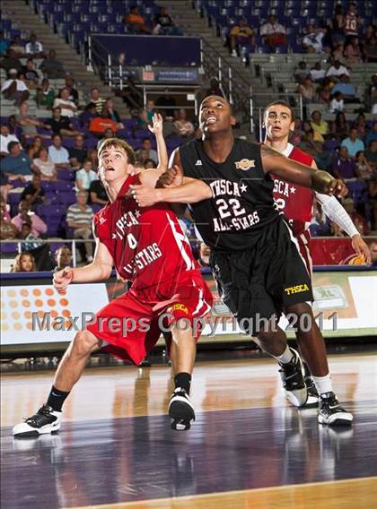 Thumbnail 3 in THSCA All-Star Basketball Game (North vs. South) photogallery.